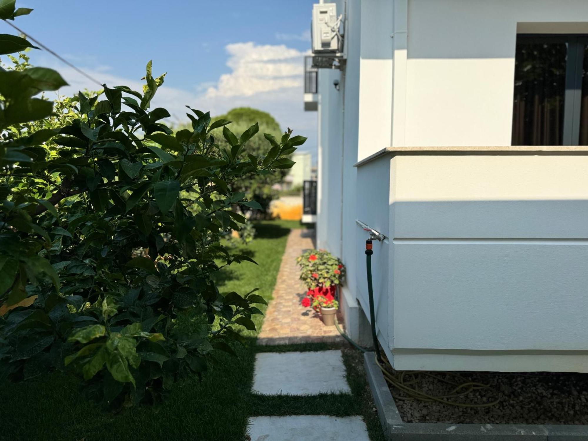Villa Ax Mirage Vlorë エクステリア 写真